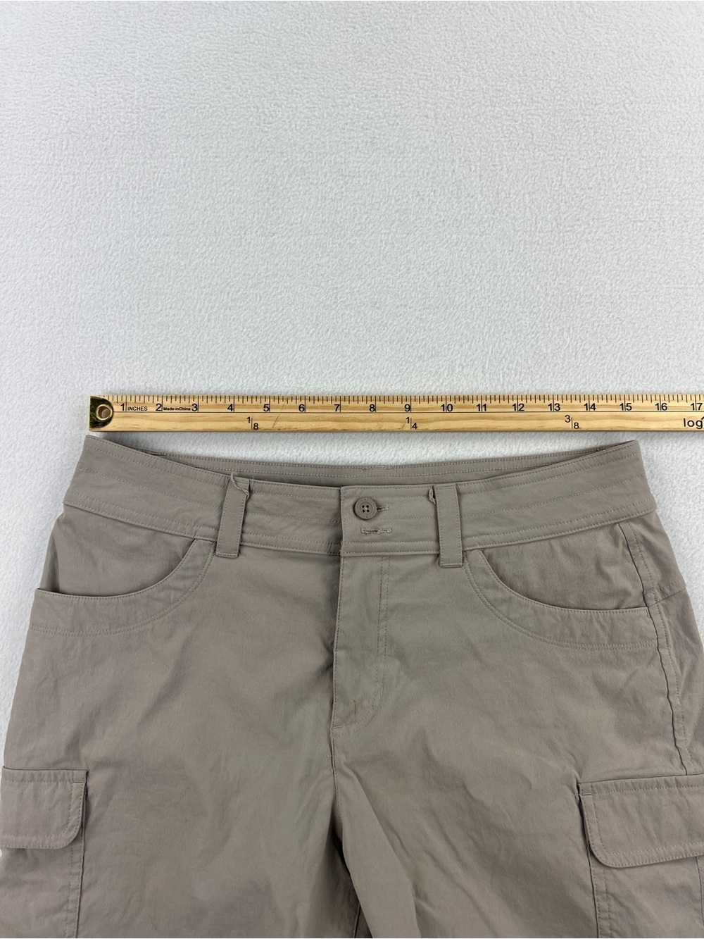 Eddie Bauer Womens Summer Strain Shorts Beige Outdoor Hiking 6” Inseam Size 8 - Picture 6 of 8